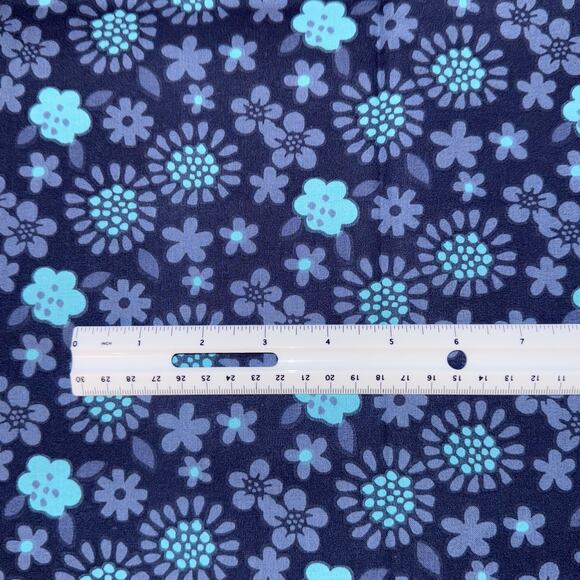 Dark Blue Floral Medallions Cotton Fabric by Quilter's Showcase -Over 3/4 Yard - Picture 4 of 4